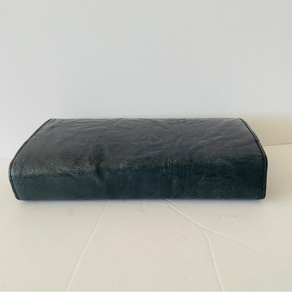 Wallet grey large card holder change purse great condition snap closure - Picture 7 of 12